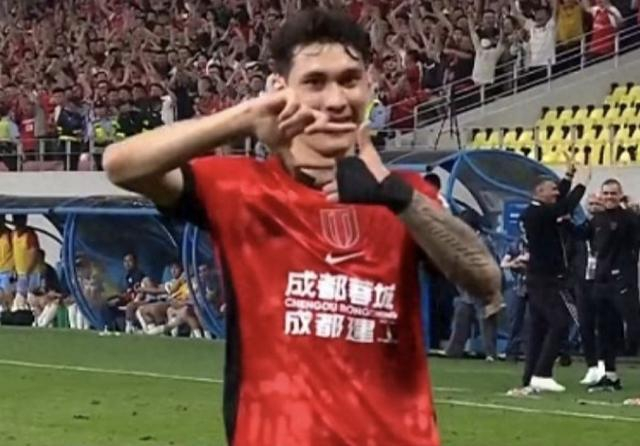 杏彩体育-成都蓉城豪取8连胜，进攻防守全中超第一：至少8人可进国足！|国脚|邵佳一|国足主帅|刘殿座|廖力生_新浪体育_新浪新闻